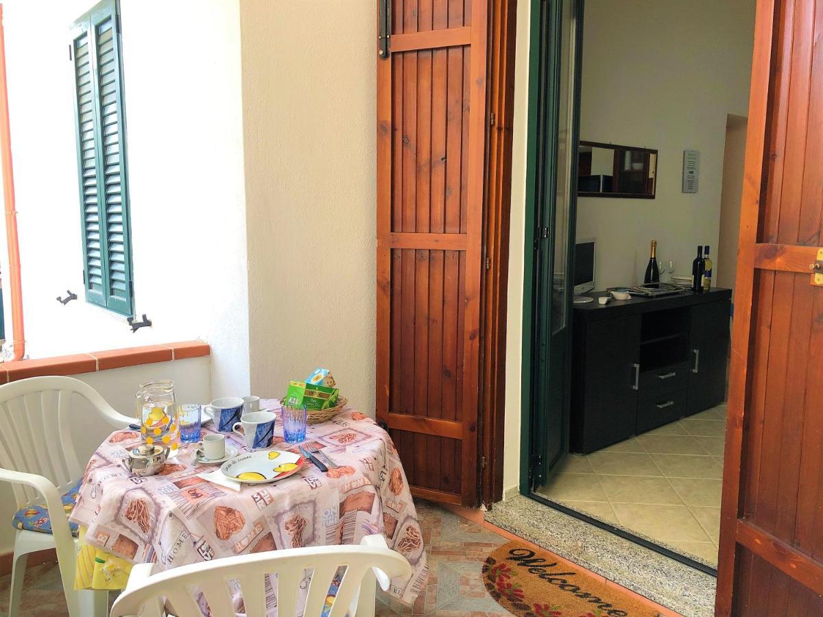 Cala Gonone - Casa Della Pineta Apartamento Exterior foto